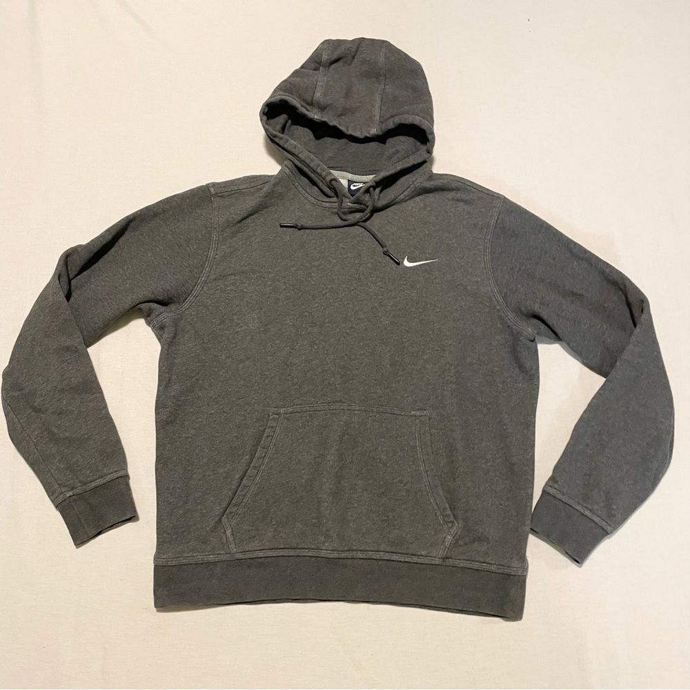 Nike Men's Hoodie Size Medium Pullover Sweater